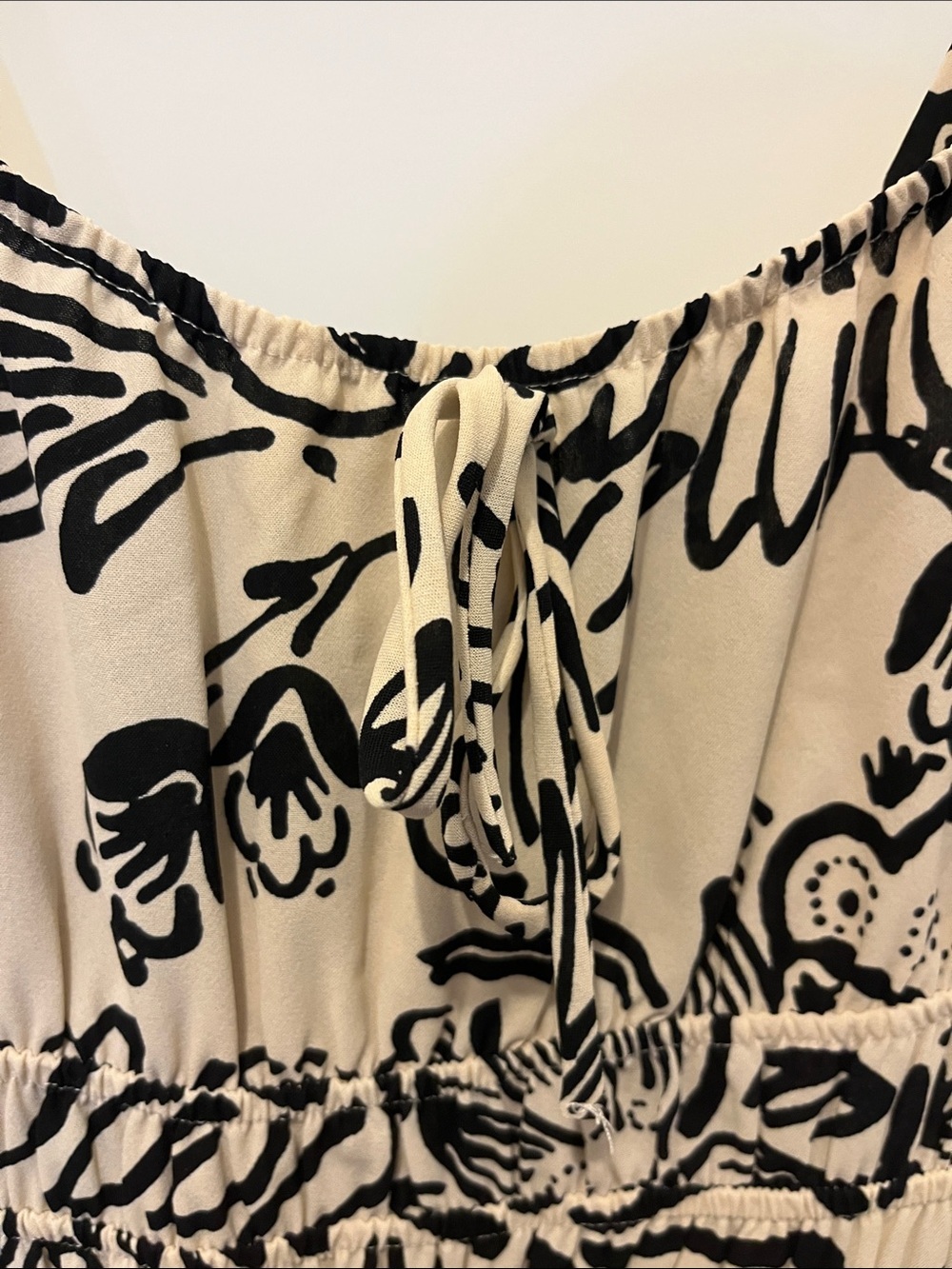 Monteau Cream Dress with Black Floral Print - Picture 5 of 6